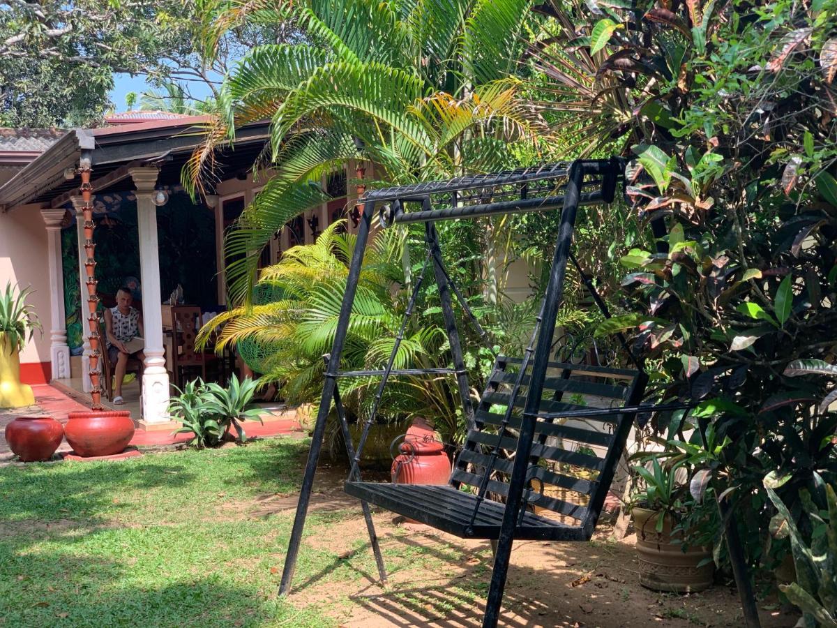 Dream Villa Mirissa Exterior photo