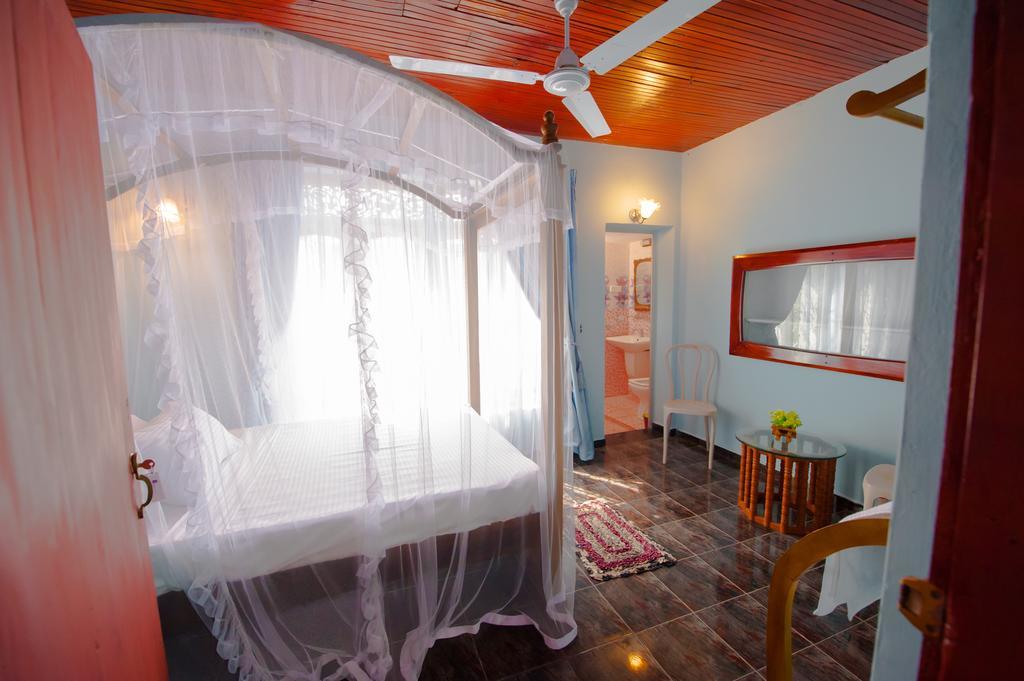 Dream Villa Mirissa Exterior photo