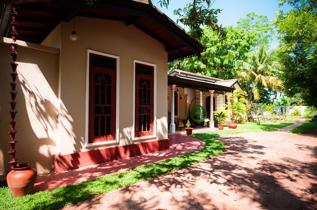 Dream Villa Mirissa Exterior photo